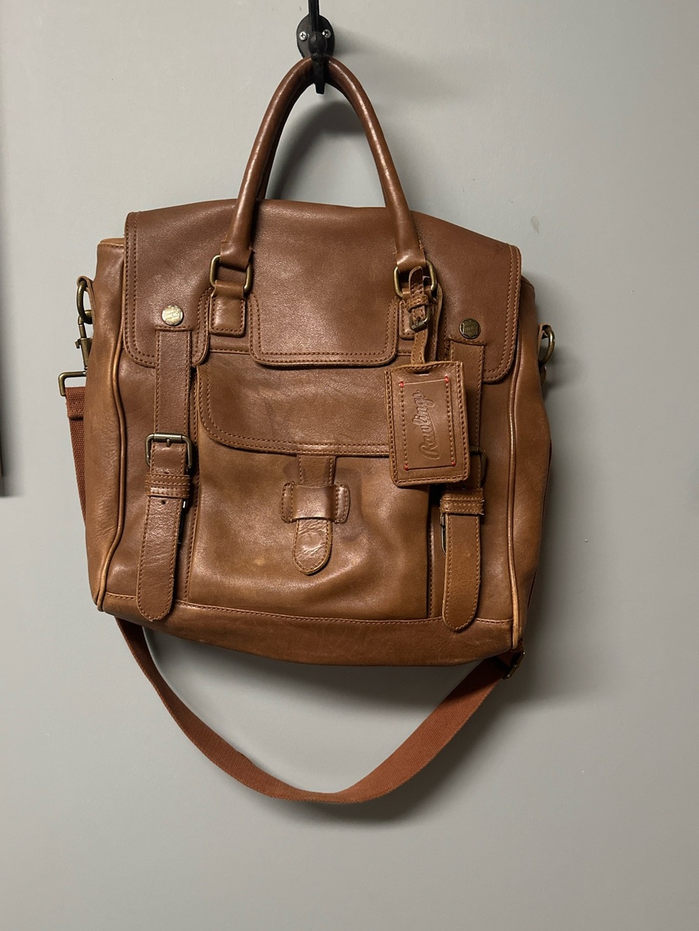 Rawlings  legend satchel  leather dual top handles front flap adjustable should